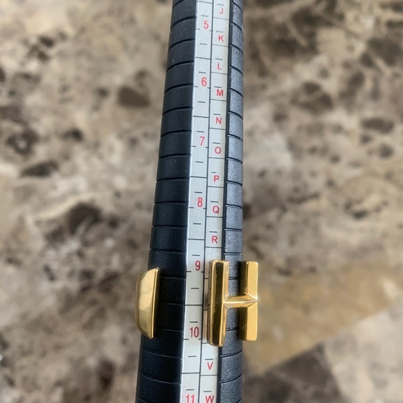 New!! 18k gold plated A-Z Letter Rings Adjustable - Picture 15 of 15